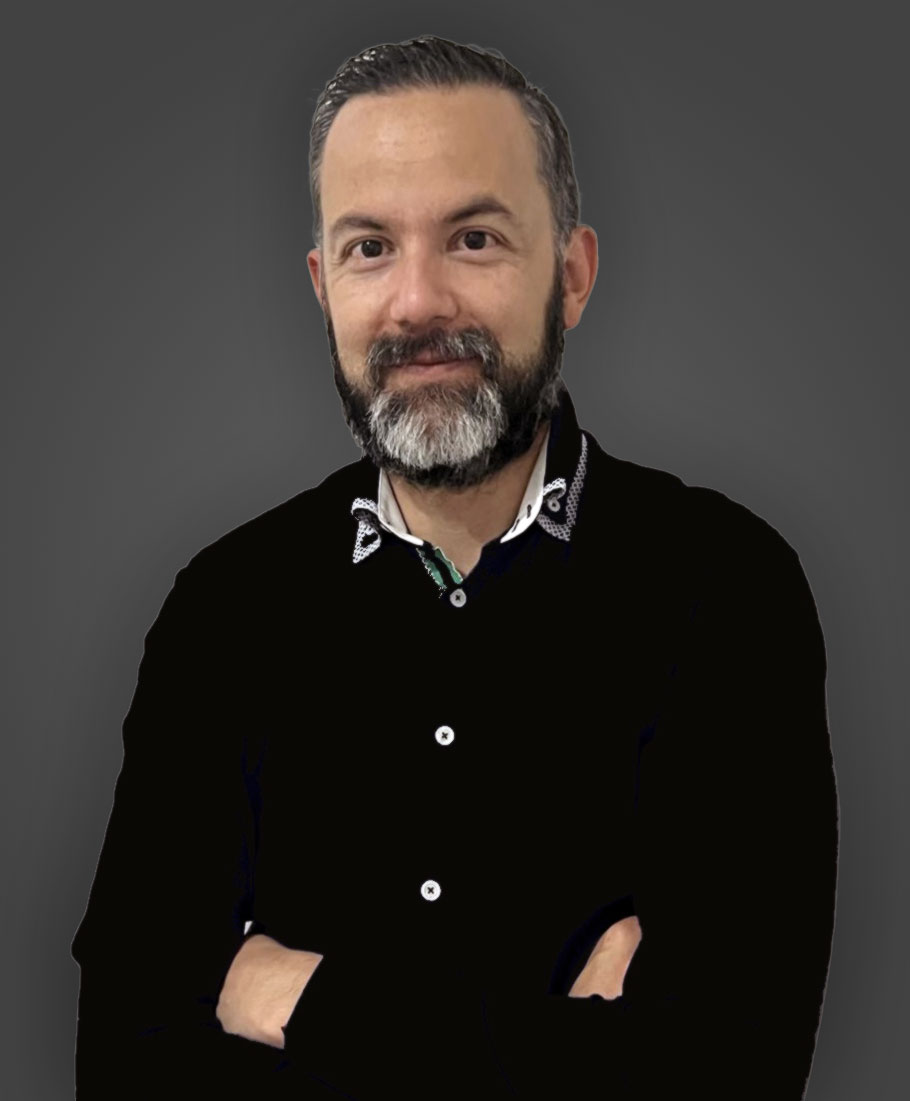 Arq. Emilio Dávila